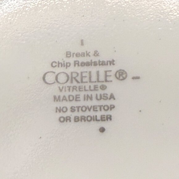 Corelle Vitrelle Country Cottage 4 White Salad Plates 7.25” Floral & Heart - Picture 3 of 4